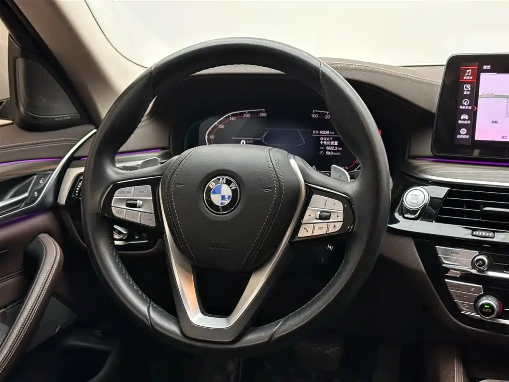 BMW 5 Series 2023 — фото 12