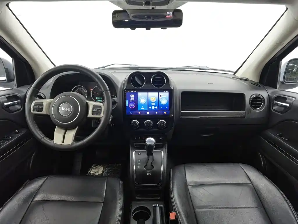 Jeep Compass 2013 — фото 5