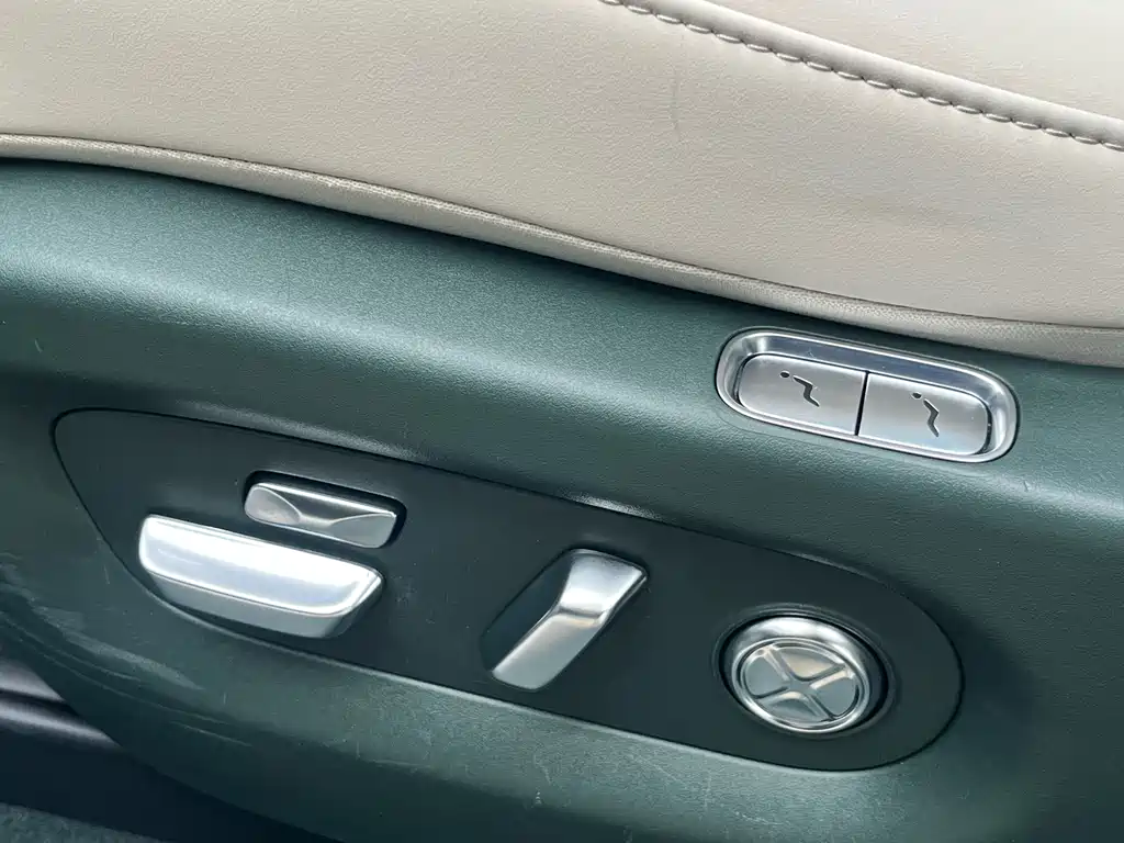 Xiaomi YU7 2025 — фото 10