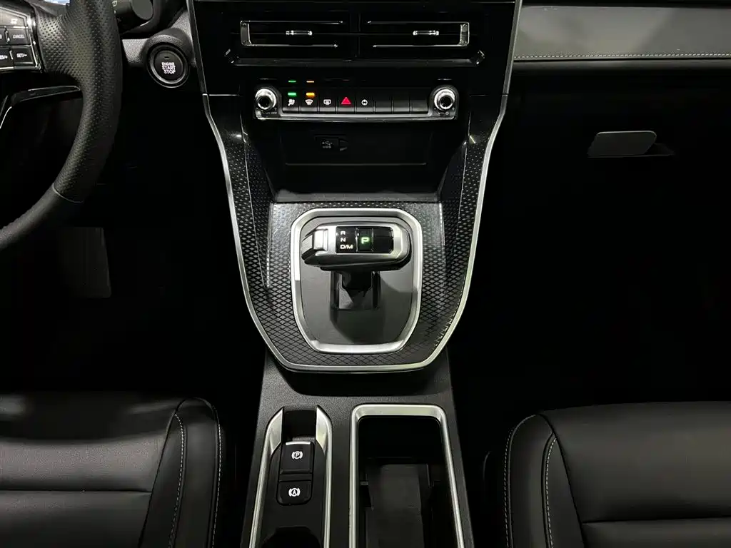 Haval M6 2021 — фото 14