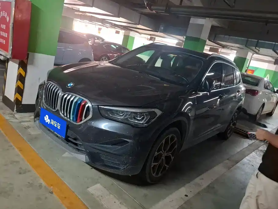 BMW X1 2023 — фото 1