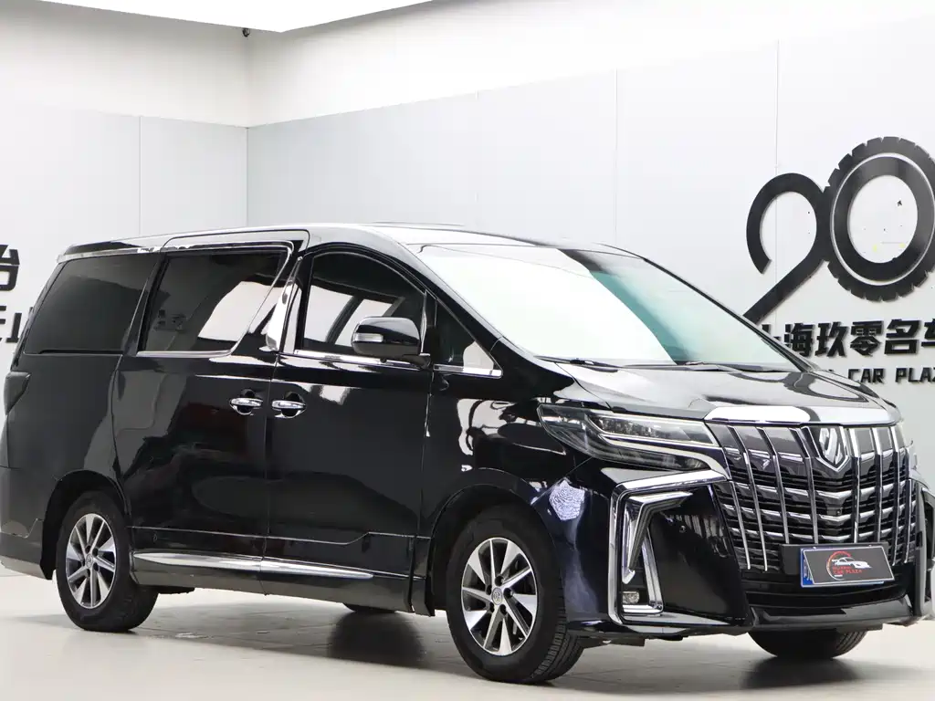Toyota Alphard 2015 — фото 1