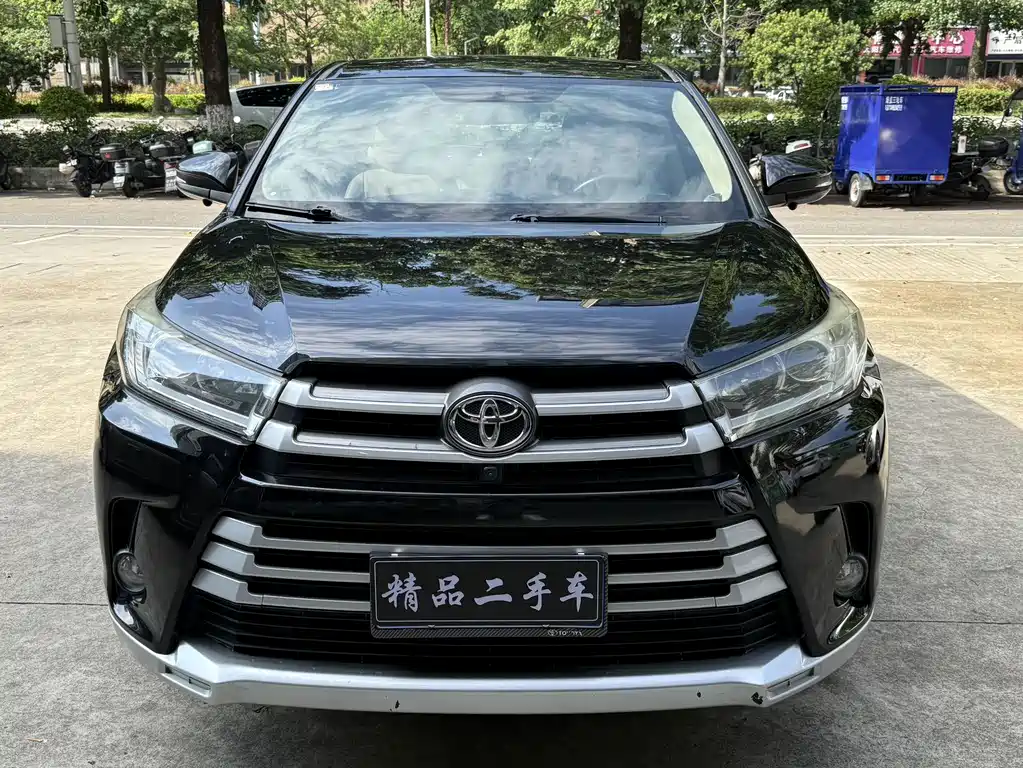 Toyota Highlander 2018 — фото 2