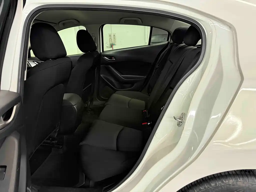 Mazda 3 Angkesela 2017