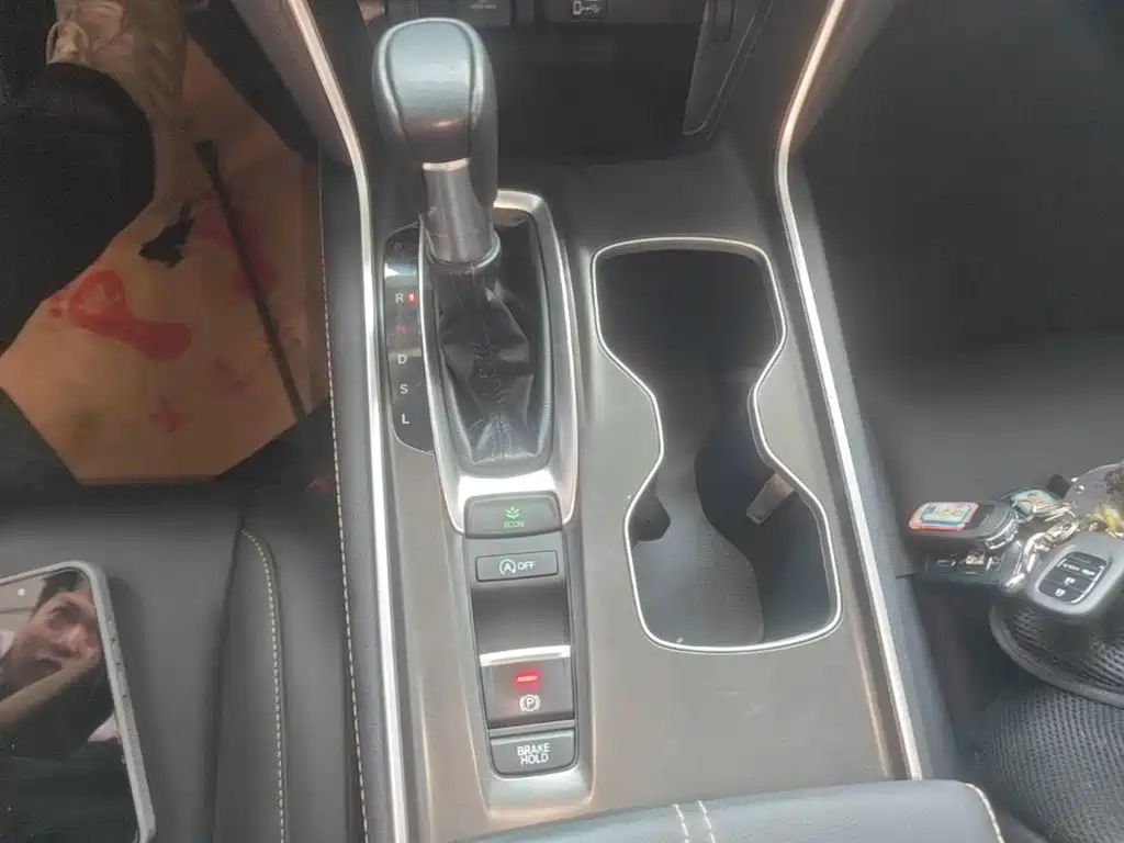Honda Accord 2021 — фото 14