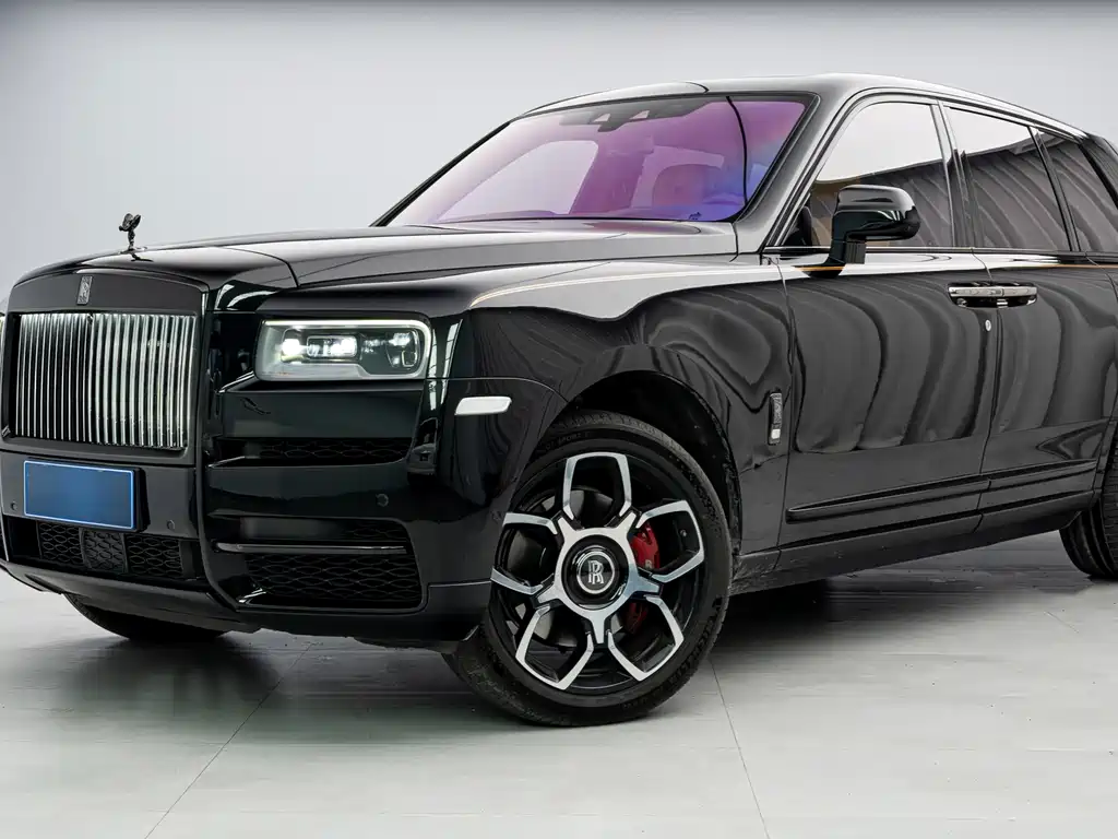 Rolls-Royce Cullinan 2021 — фото 2