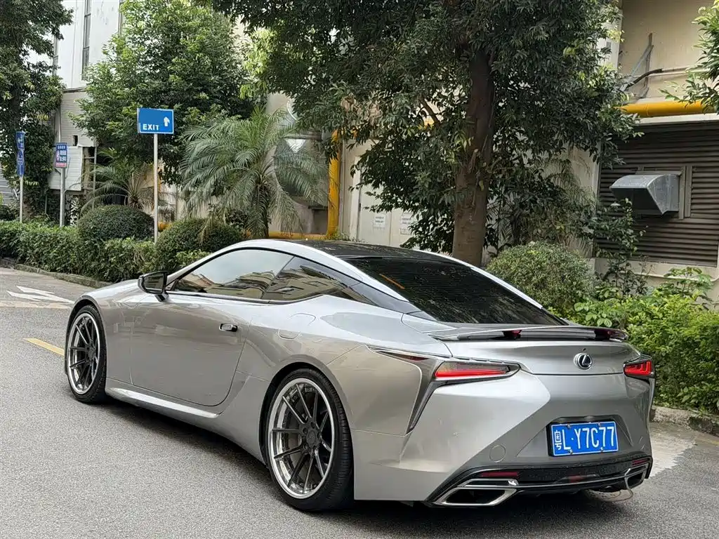 Lexus LC 2020