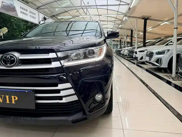 Toyota Highlander 2018