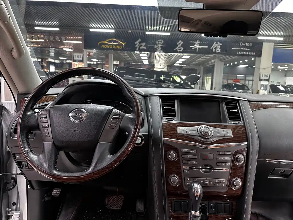 Nissan Patrol 2019 — фото 17