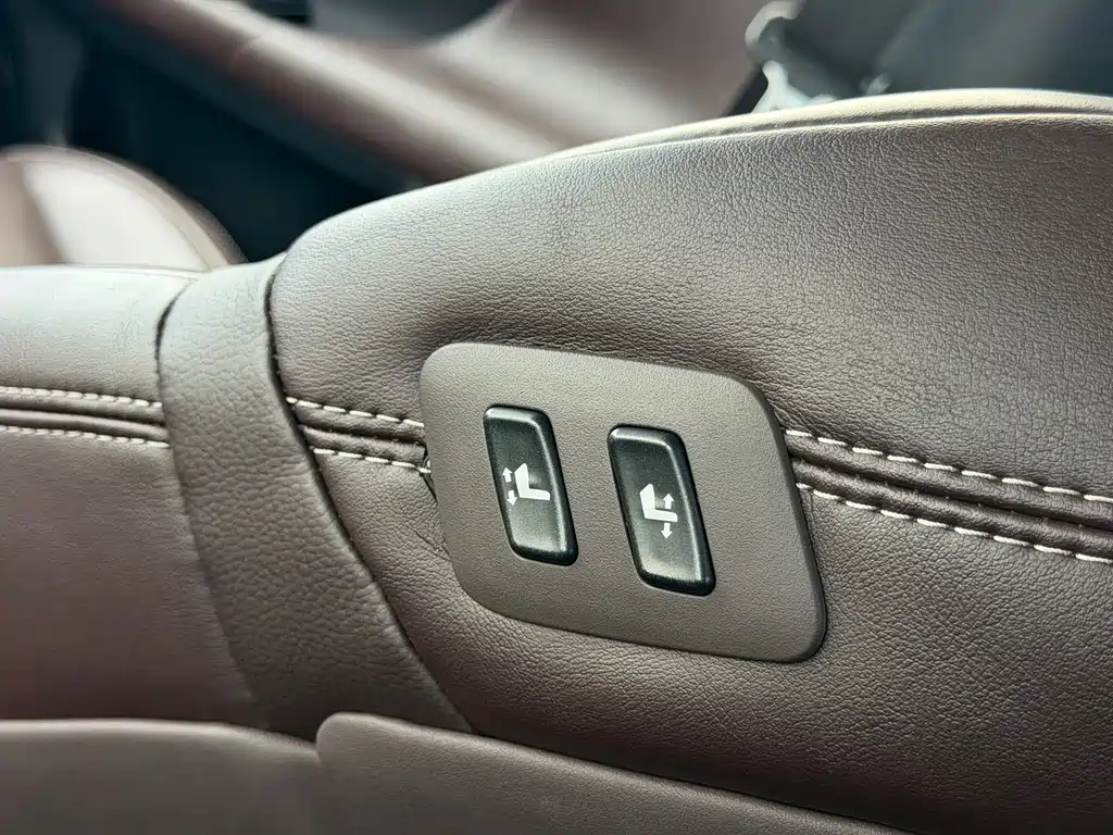 Lexus GS 2018 — фото 18