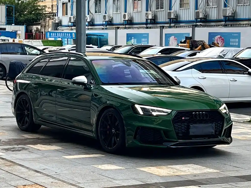 Audi RS 4 2020