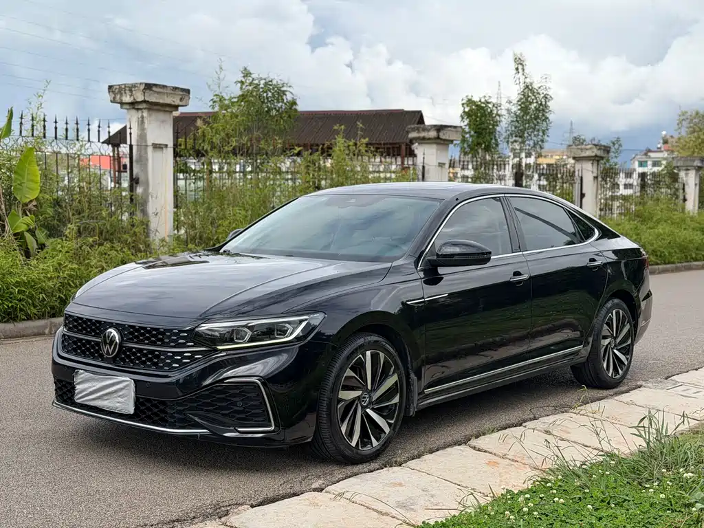 Volkswagen Passat 2021