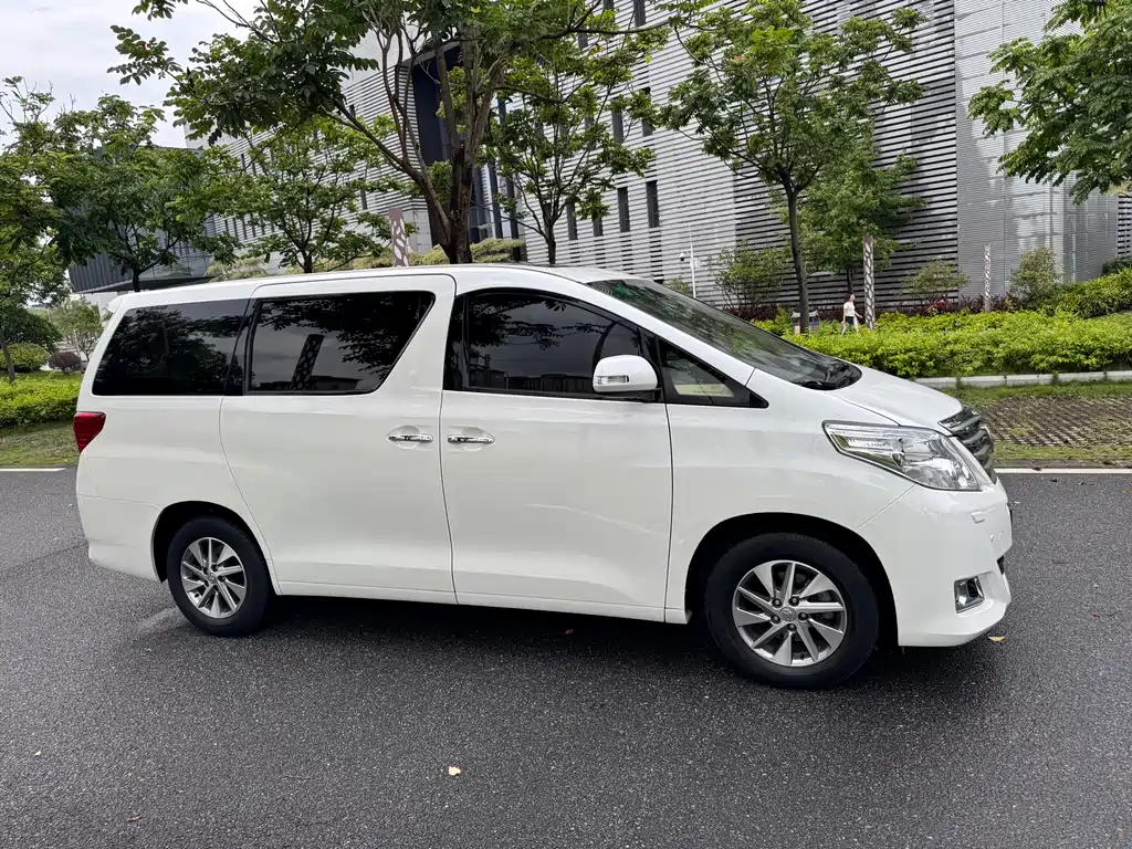 Toyota Alphard 2013 — фото 5