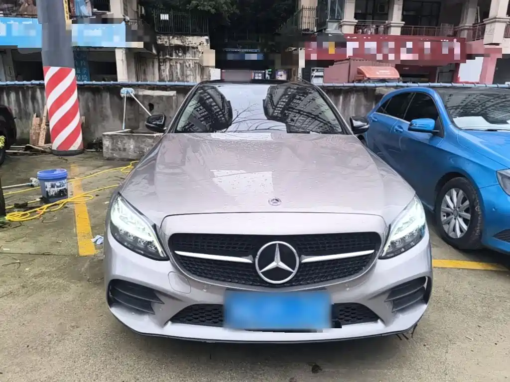 Mercedes-Benz C-Class 2020
