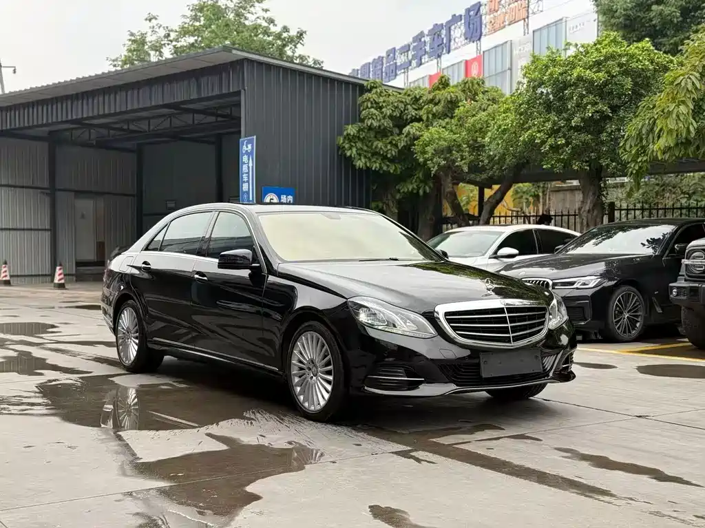 Mercedes-Benz E-Class 2015