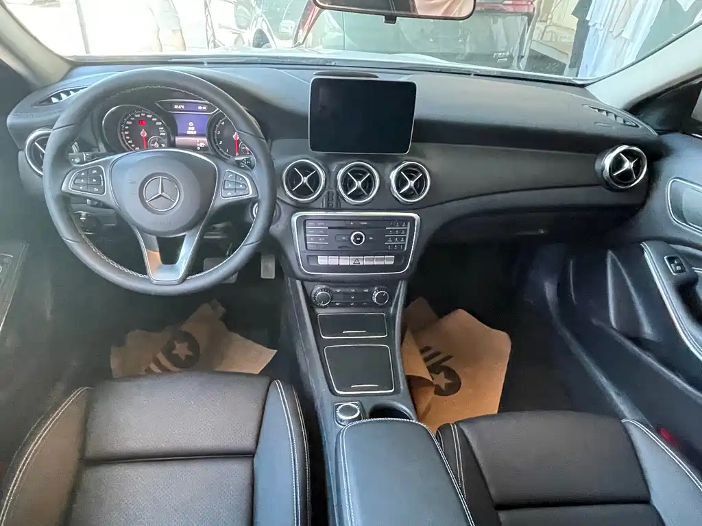 Mercedes-Benz GLA 2018 — фото 5