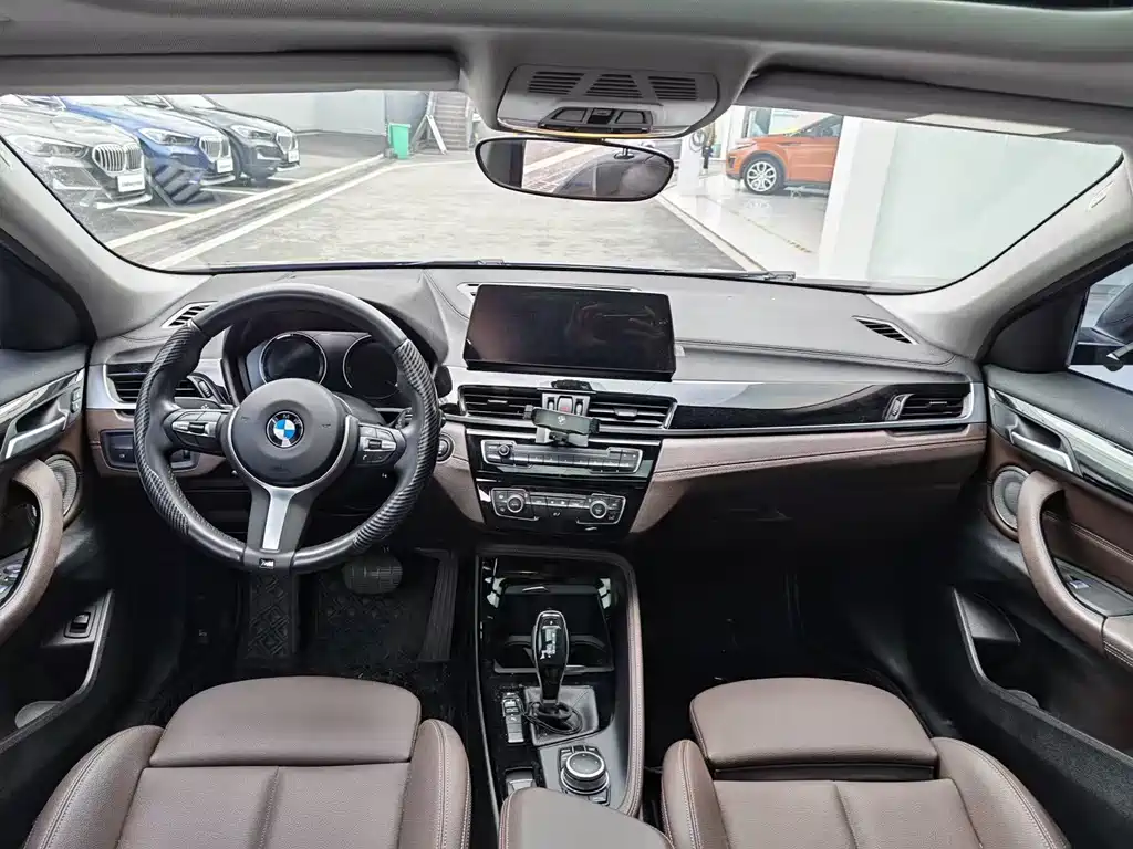 BMW X2 2022 — фото 6