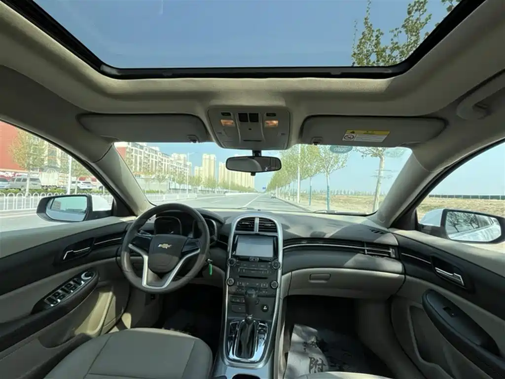 Chevrolet Malibu 2015 — фото 13