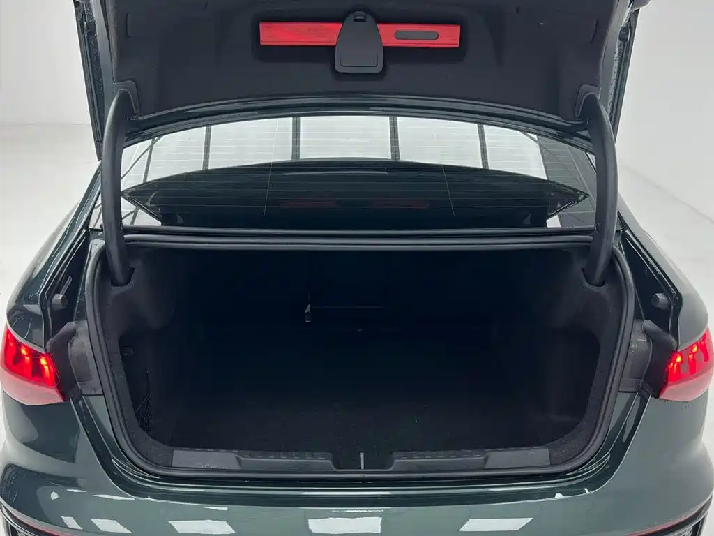 Audi A3 2022 — фото 24
