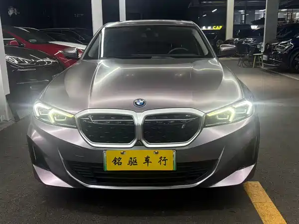 BMW i3 2023