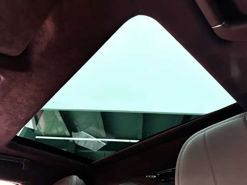 Bentley Flying Spur 2020 — фото 15