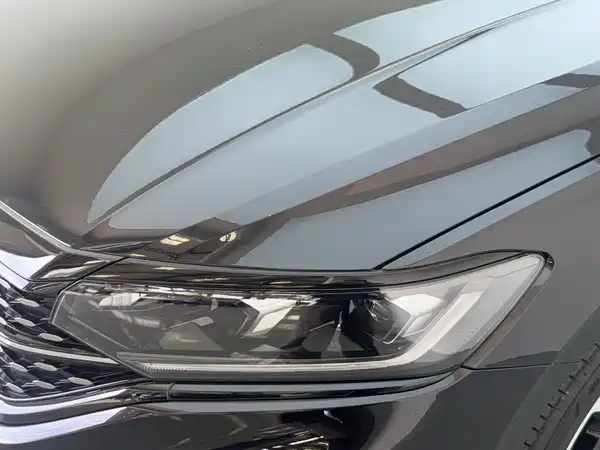 Volkswagen Passat 2025