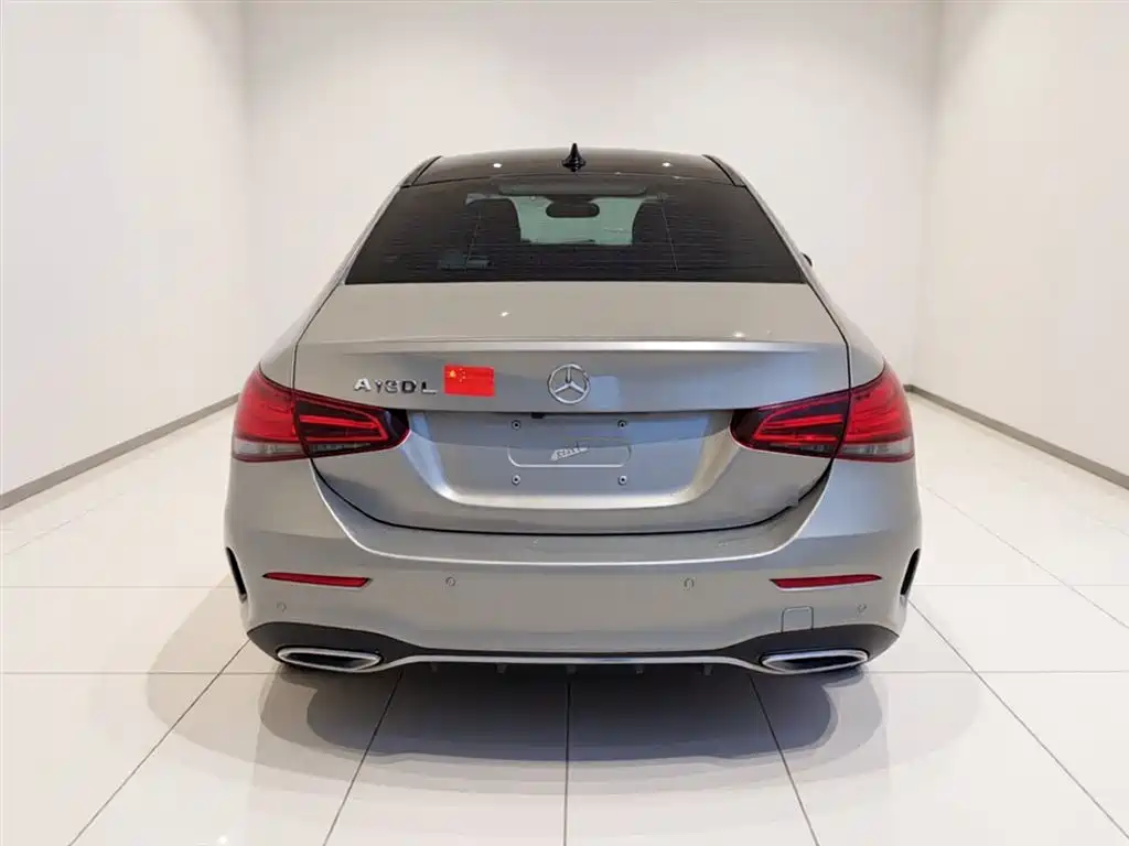Mercedes-Benz A-Class 2020 — фото 10