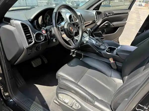 Porsche Cayenne 2015