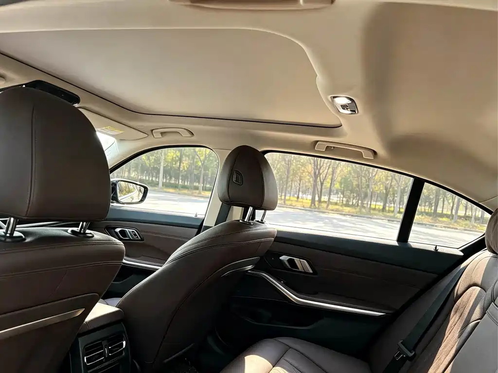 BMW 3 Series 2024