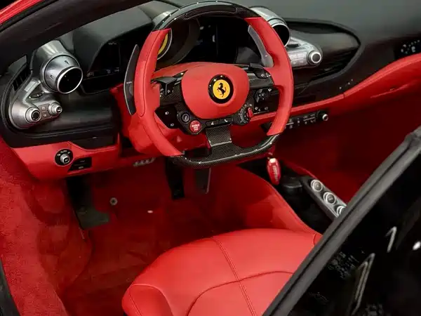 Ferrari F8 2021