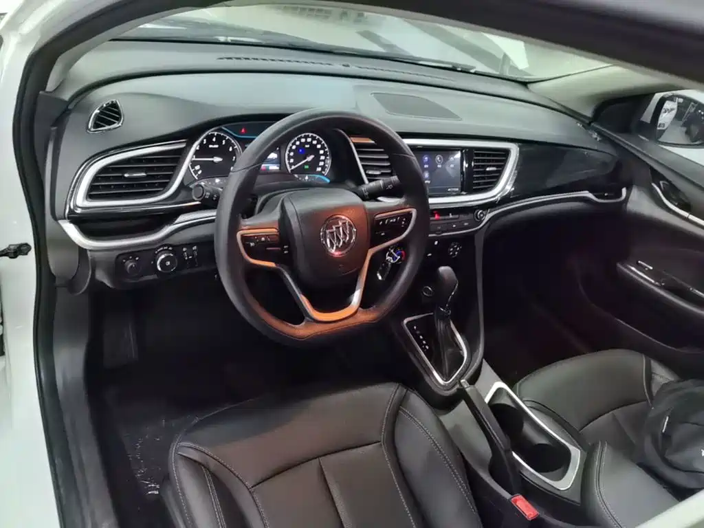 Buick Excelle GT 2022 — фото 10