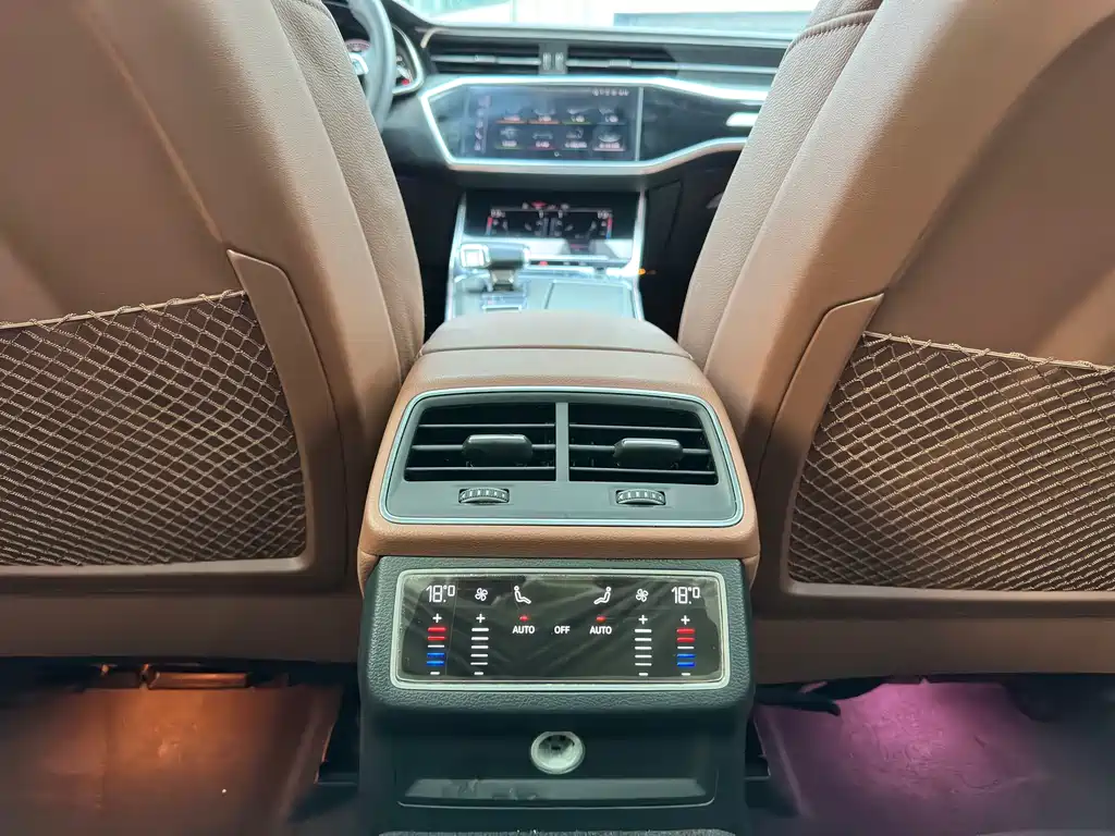 Audi A6L 2020 — фото 17