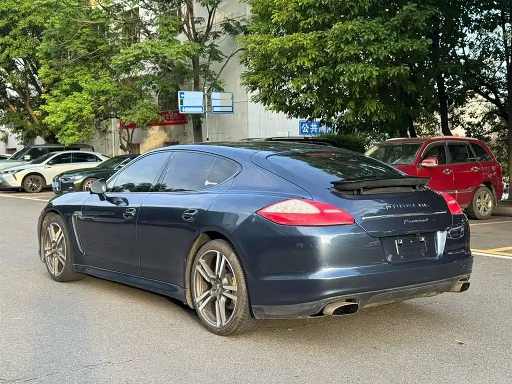 Porsche Panamera 2011