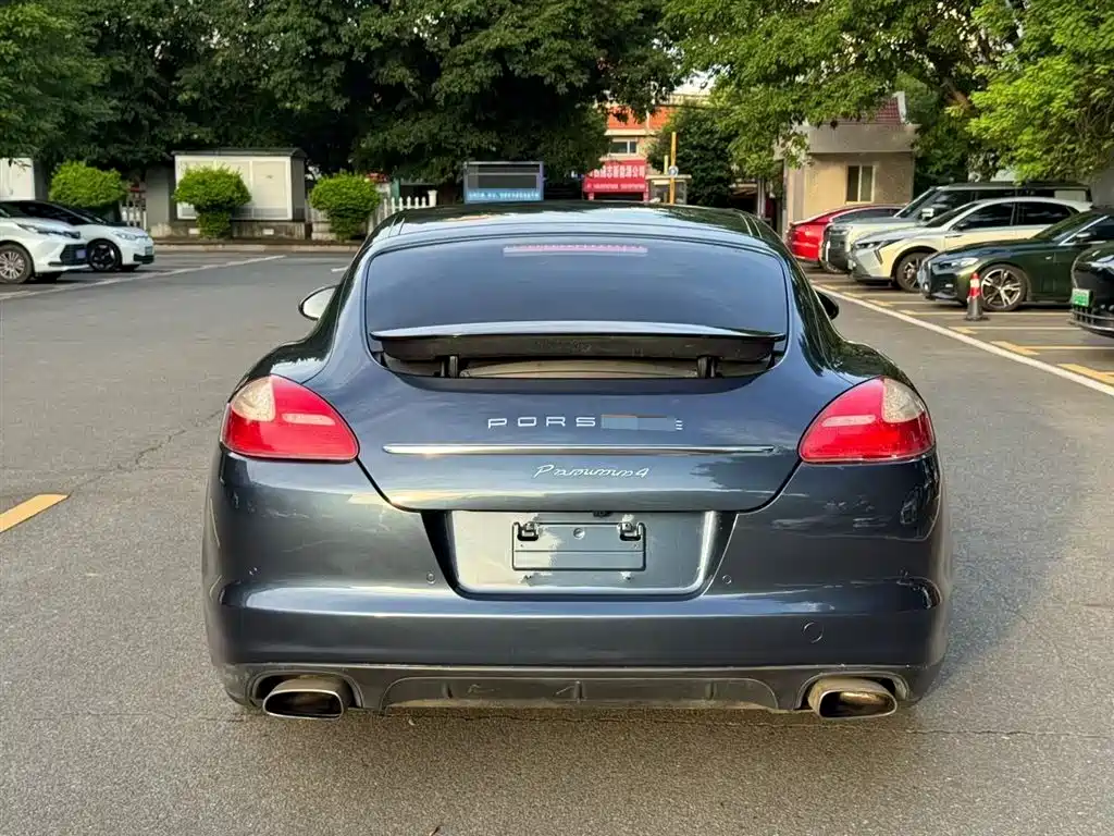 Porsche Panamera 2011