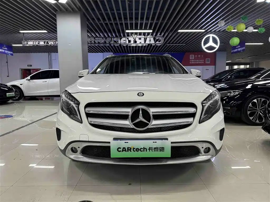 Mercedes-Benz GLA 2016