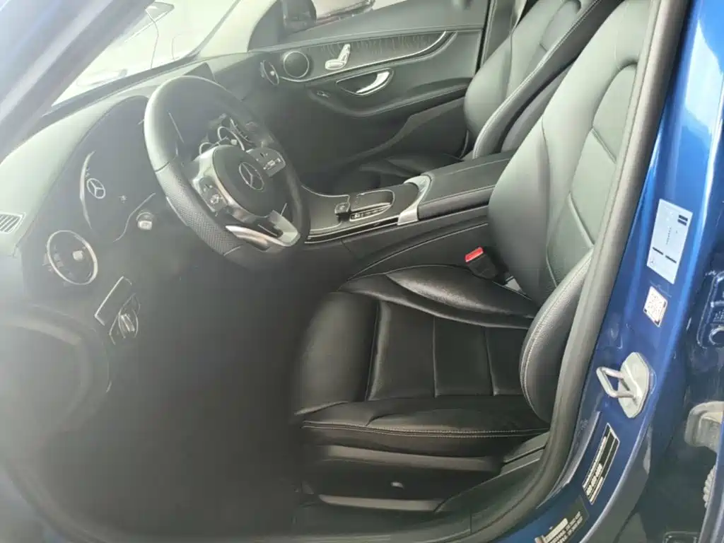 Mercedes-Benz C-Class 2020