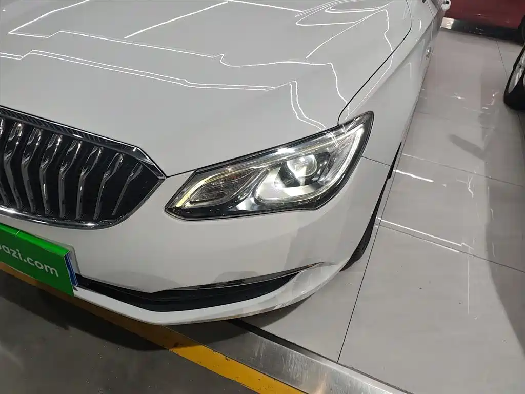 Buick Excelle 2017 — фото 24