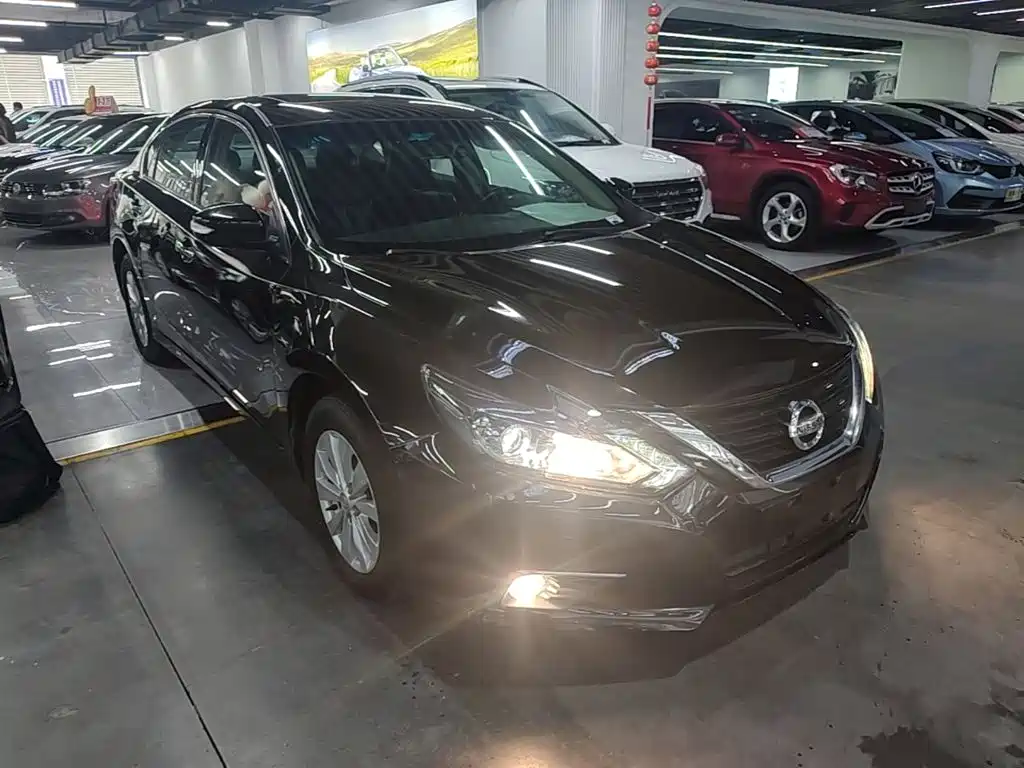 Nissan Teana 2018