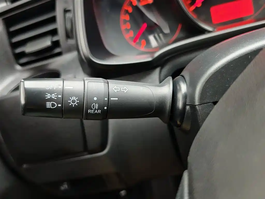 Honda Fit 2018 — фото 21