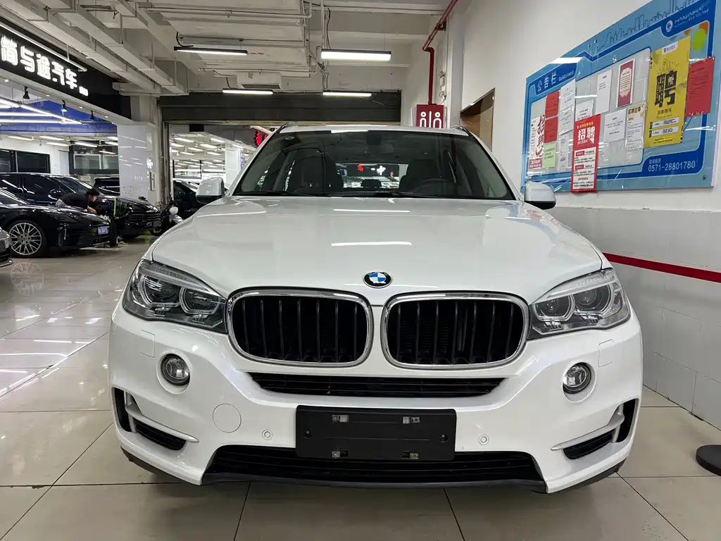 BMW X5 2016 — фото 1