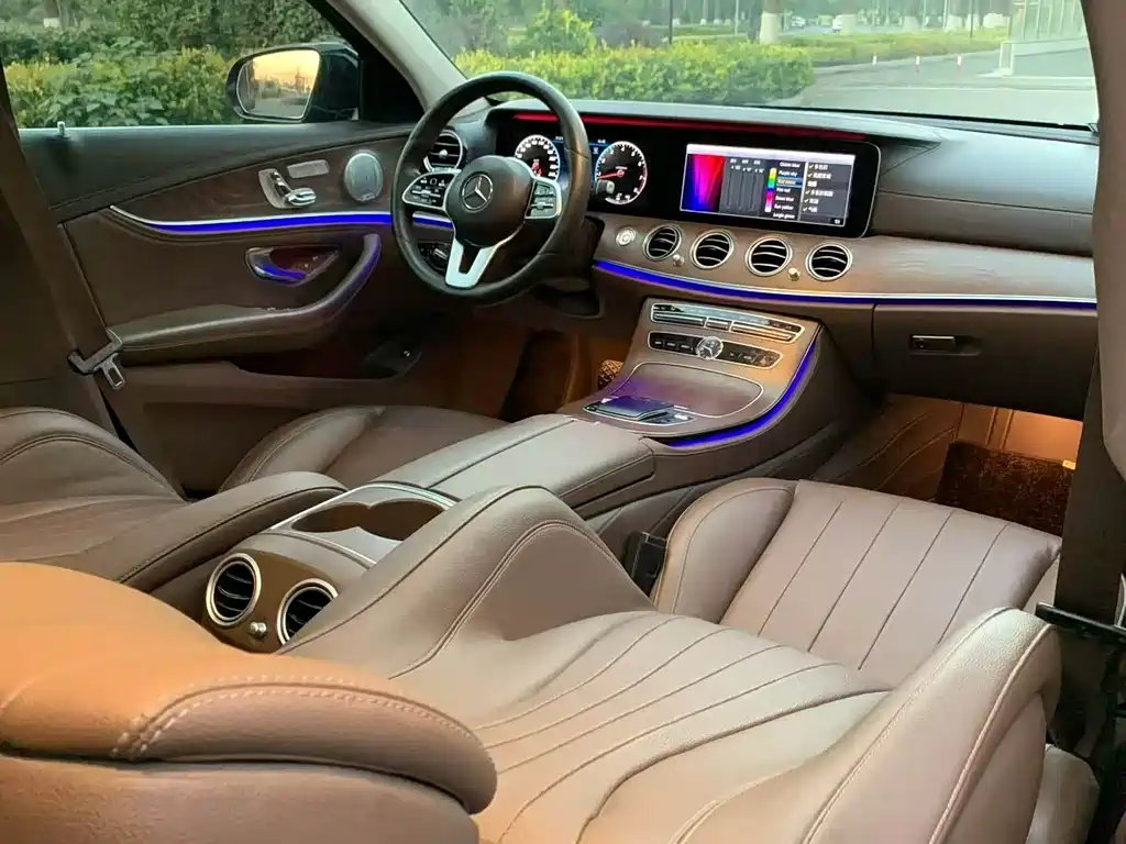 Mercedes-Benz E-Class 2019 — фото 4