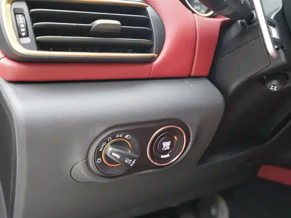 Maserati Levante 2016