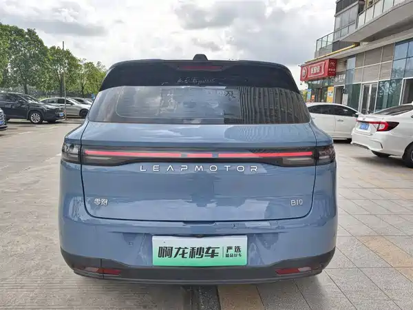 Leapmotor B10 2025