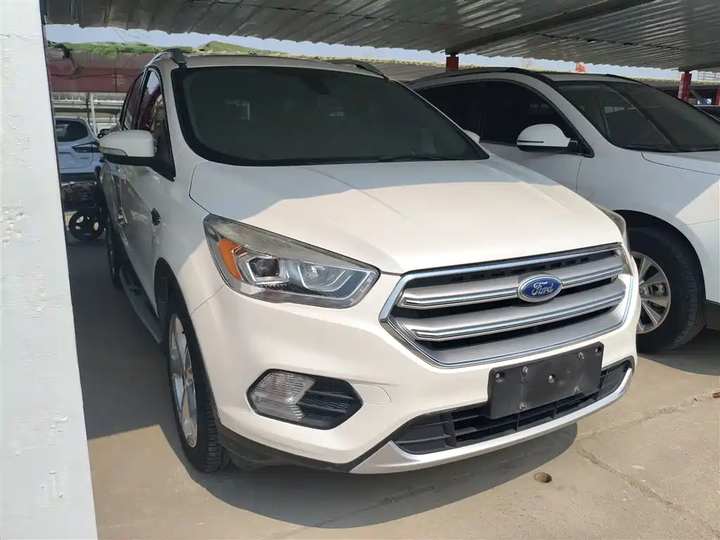 Ford Kuga 2017 — фото 4