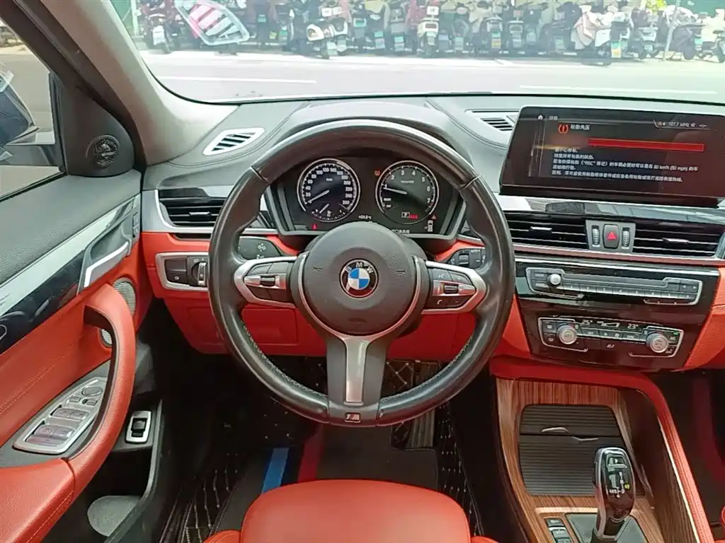 BMW X2 2022 — фото 11