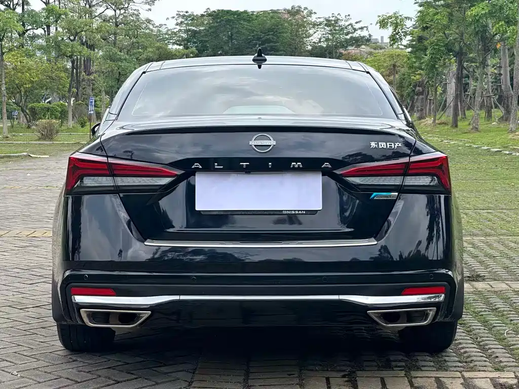Nissan Teana 2022 — фото 11
