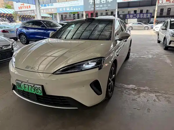 BYD Seal 07 DM-i 2026