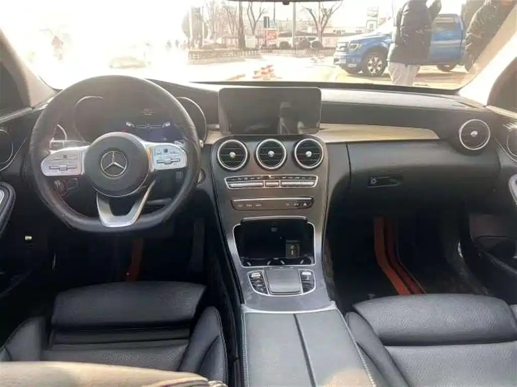 Mercedes-Benz C-Class 2020 — фото 9