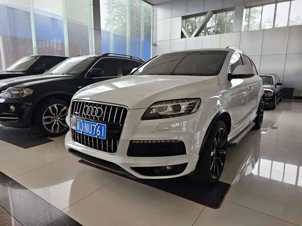 Audi Q7 2014 — фото 1