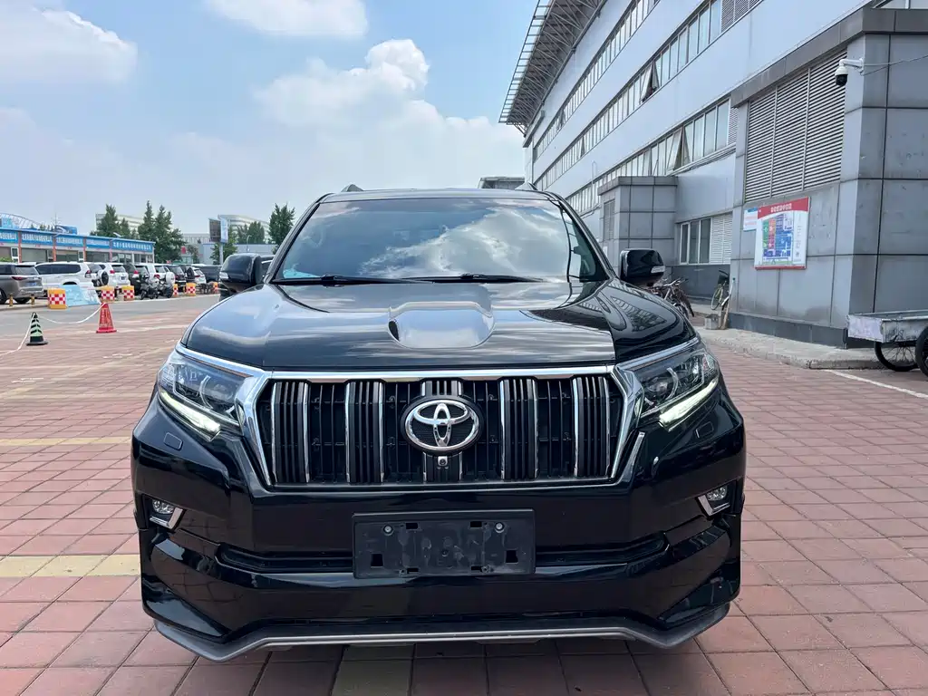 Toyota Prado 2019 — фото 2